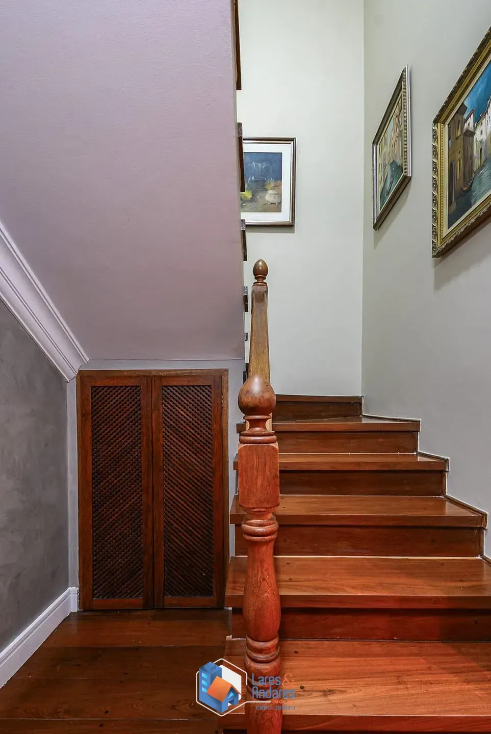 Imagem Casa para venda em Jardim da Glória com 3 quartos, sendo 3 suítes, 215m²