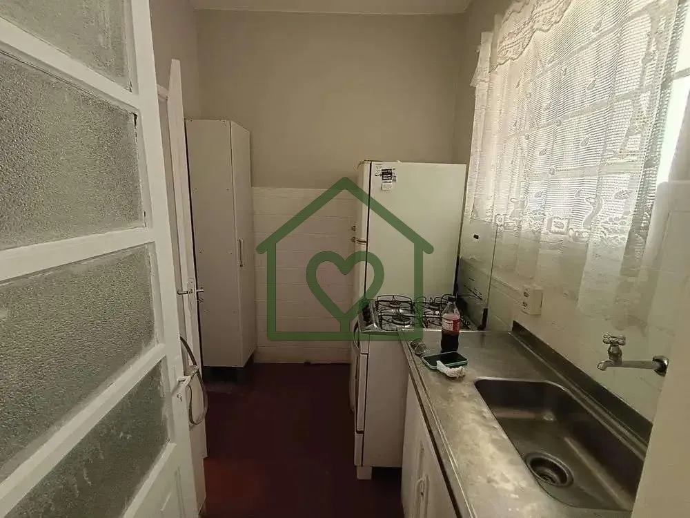 Imagem Excelente apartamento à venda no bairro Menino Deus, na Avenida Getúlio Vargas, uma das regiões m...
