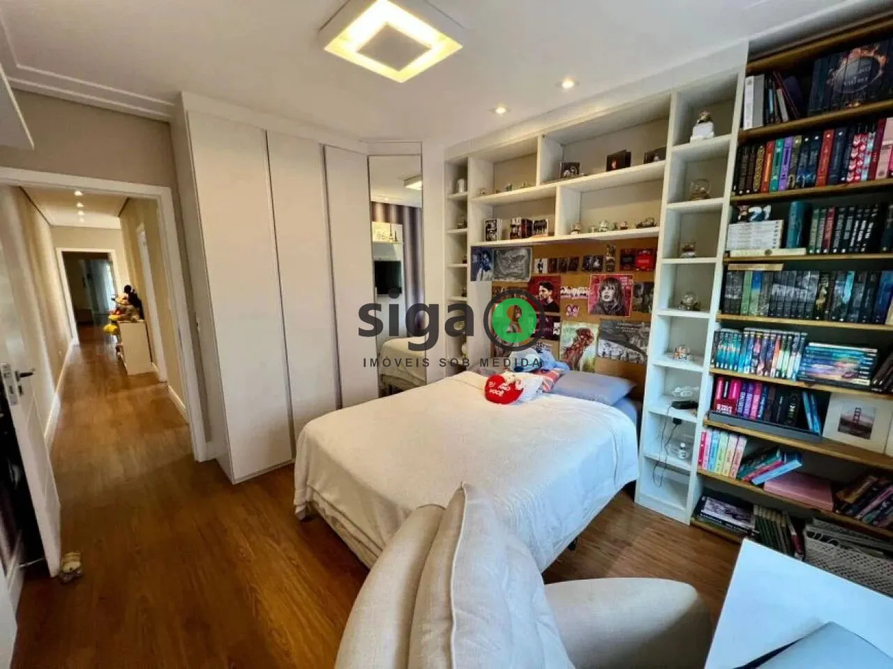 Imagem Sobrado à venda na Vila Mascote - 300m², 3 quartos (1 suíte), 2 vagas