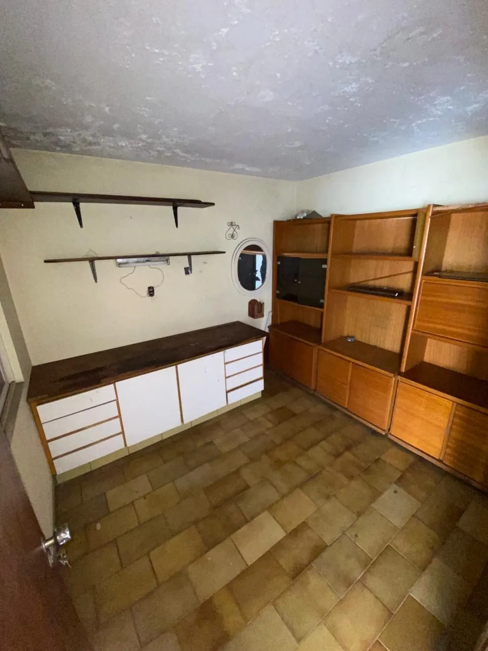 Imagem Prédio Comercial para alugar em Parque Campolim de 384.60m² com 6 Garagens
