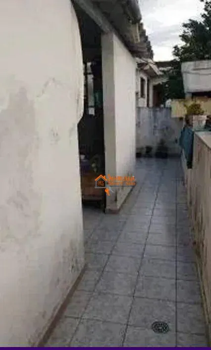 Imagem Casa à Venda na Cidade Maia | 250 m² de Terreno | 2 Dormitórios | 3 Vagas | Aceita Financiamento