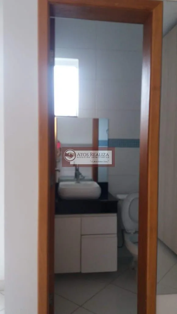 Imagem Vendo Oportunidade no bairro pedreira. Vendo Lindo Sobrado no bairro Pedreira, 3 dormitórios, sendo 1 suíte, sala estar e sala de jantar amplas de 9m2 cada, 4 banheiros, 2 vagas de garagem, valor de super Oportunidade R$ 560.000, Confira.