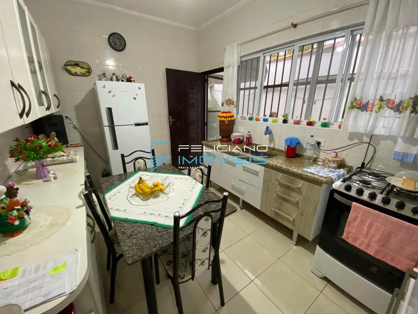 Imagem Casa com 2 quartos, Boqueirão, Praia Grande - R$ 650 mil, Cod: 6529