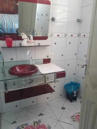 Imagem Casa com 4 Quartos à Venda, 216 m² em Curió-Utinga - Belém
