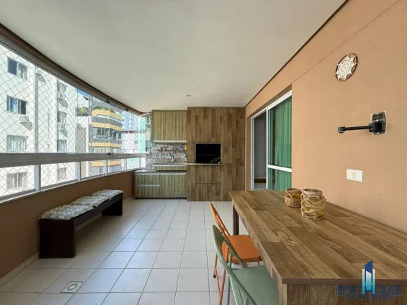 Foto do imóvel Apartamento Zona Central para Venda em Balneário Camboriú, CENTRO, 2 dormitórios, 1 suíte, 2 banheiros, 2 vagas em Rua 701