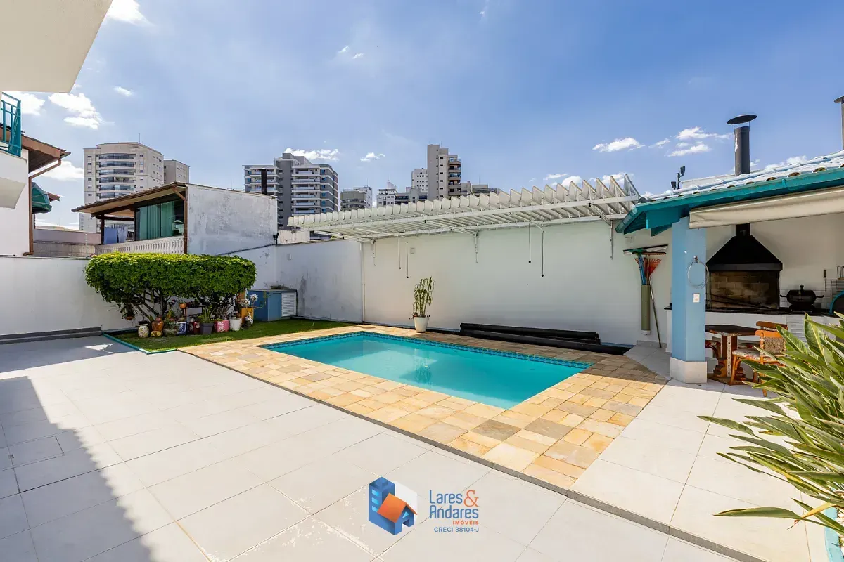 Imagem Casa para venda em Bosque da Saúde com 5 quartos, sendo 3 suítes, 378m²
