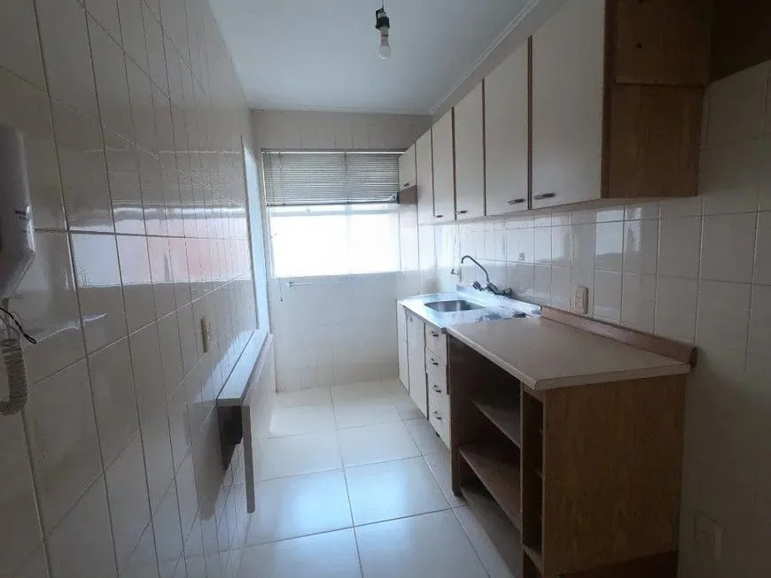 Imagem Apartamento com 2 quartos e 72m² à venda em Menino Deus, Porto Alegre.