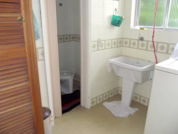 Imagem Apartamento Padrão para Aluguel em Astúrias Guarujá-SP