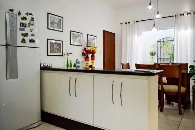 Imagem Casa à venda 3 Quartos, 1 Suite, 4 Vagas, 300M², Jardim Oásis, Taubaté - SP