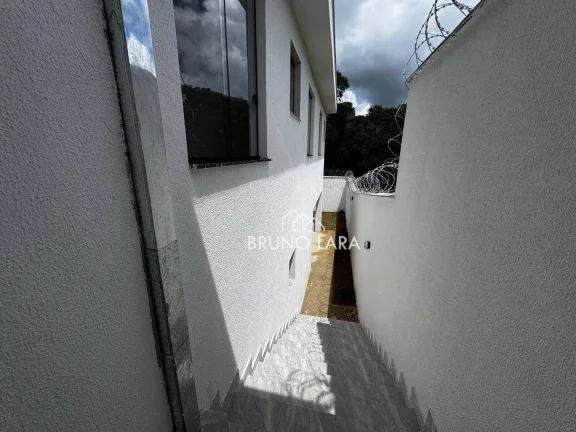 Imagem Casa com 3 dormitórios à venda, 120 m² por R$ 689.000,00 - Bom Retiro - Betim/MG
