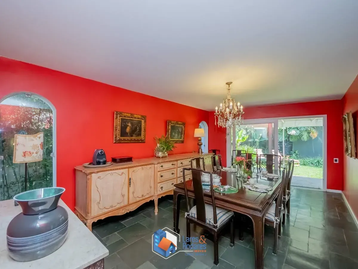 Imagem Casa para venda em Real Parque com 4 quartos, sendo 2 suítes, 295m²