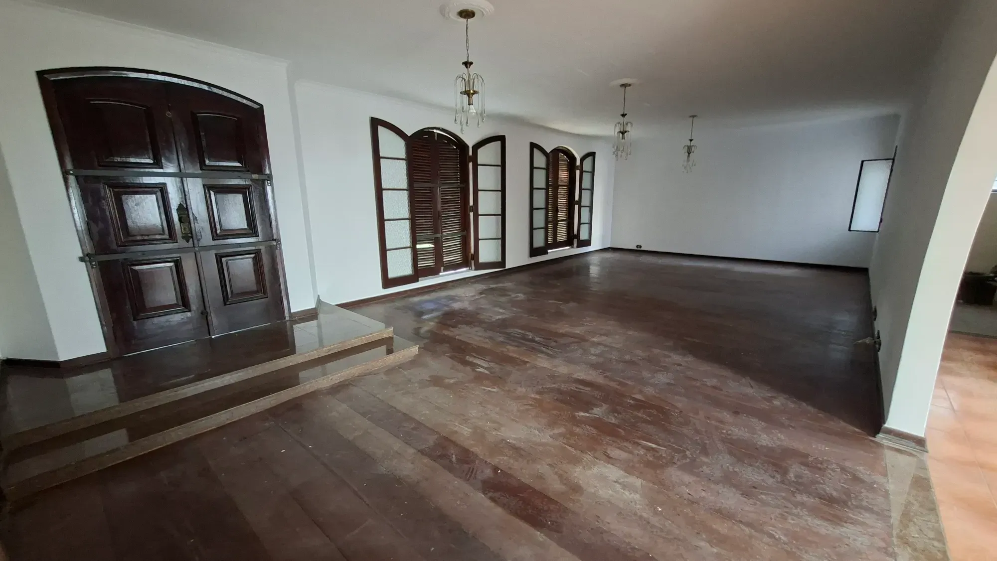 Imagem Casa com 3 Quartos para Alugar, 374 metros em Jardim Emília - Sorocaba