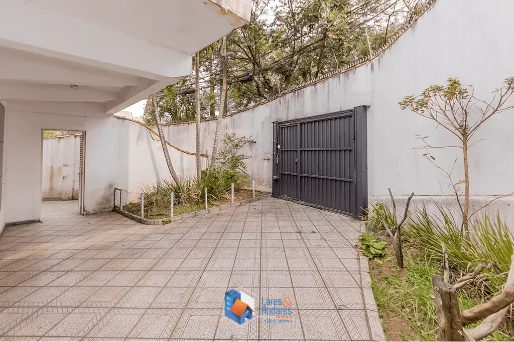 Imagem Casa à venda 4 Quartos 1 Suite 2 Vagas 261M² Jardim Jabaquara São Paulo - SP