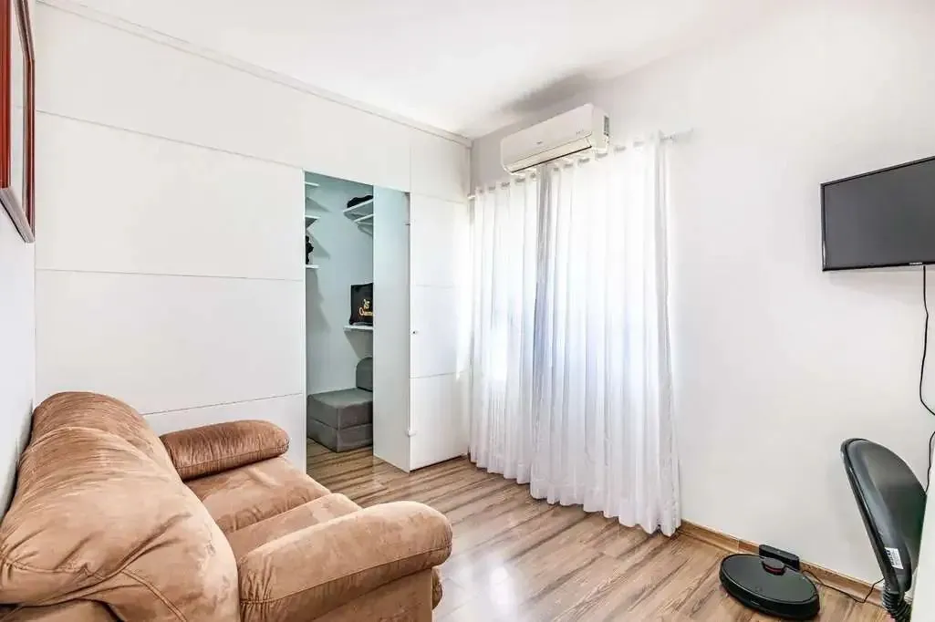 Imagem Sobrado com 3 Dormitórios, Suíte e Terraço Panorâmico - Jardim Planalto
