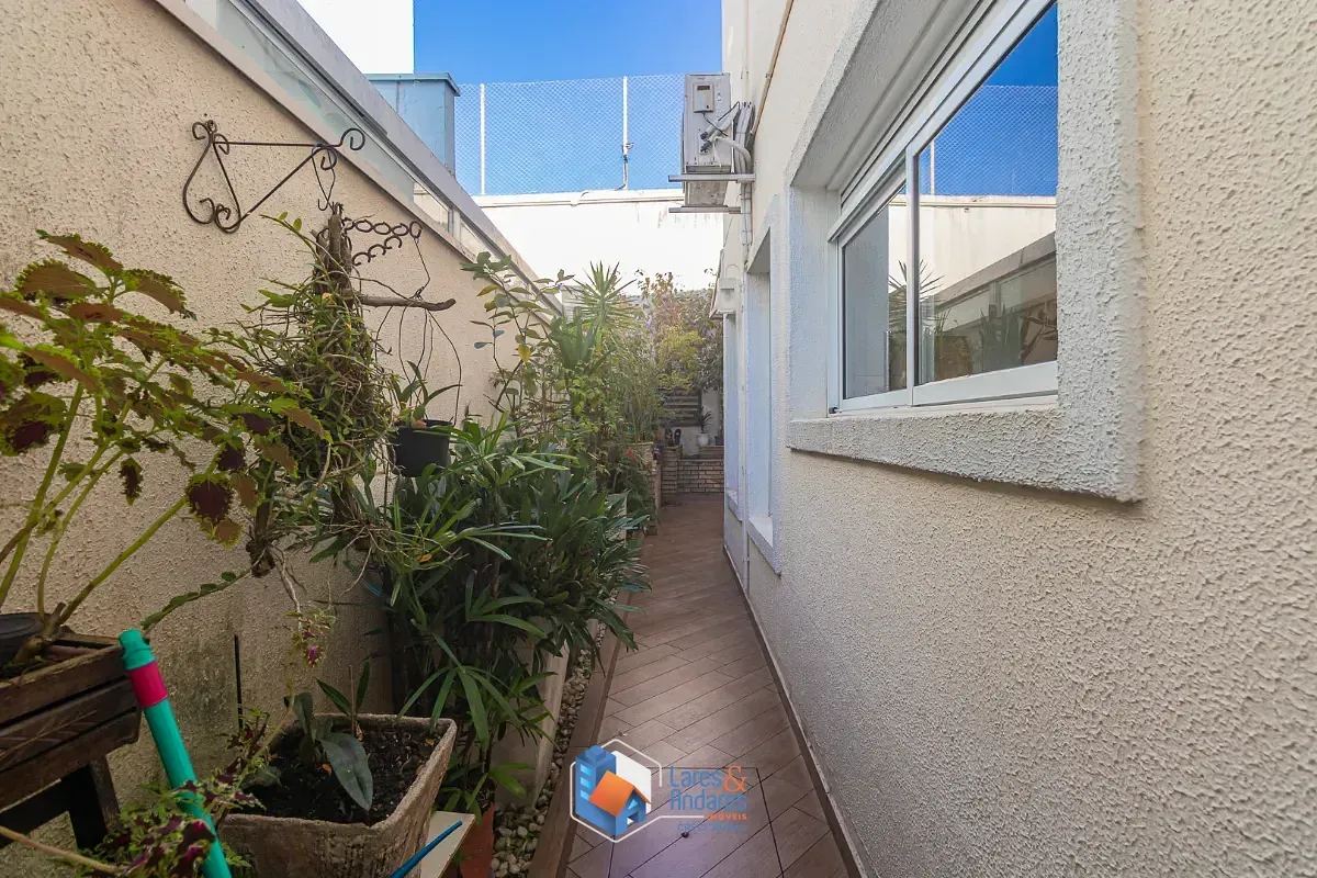 Imagem Casa no condomínio Condominio Villagio Della Hípica para venda com 3 quartos, sendo 3 suítes, 223m²