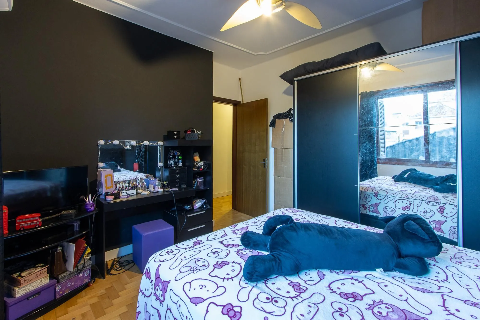 Imagem Apartamento Semi-mobiliado de 2 Quartos no Bairro Bom Fim