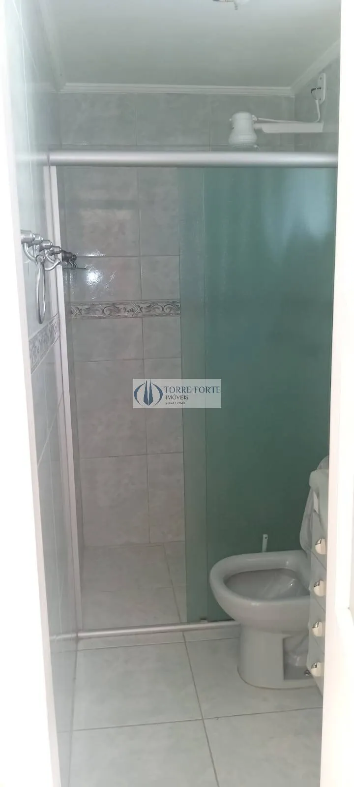 Imagem Apartamento com 2 dormitórios 1 vaga de garagem no Jardim Santa Terezinha.