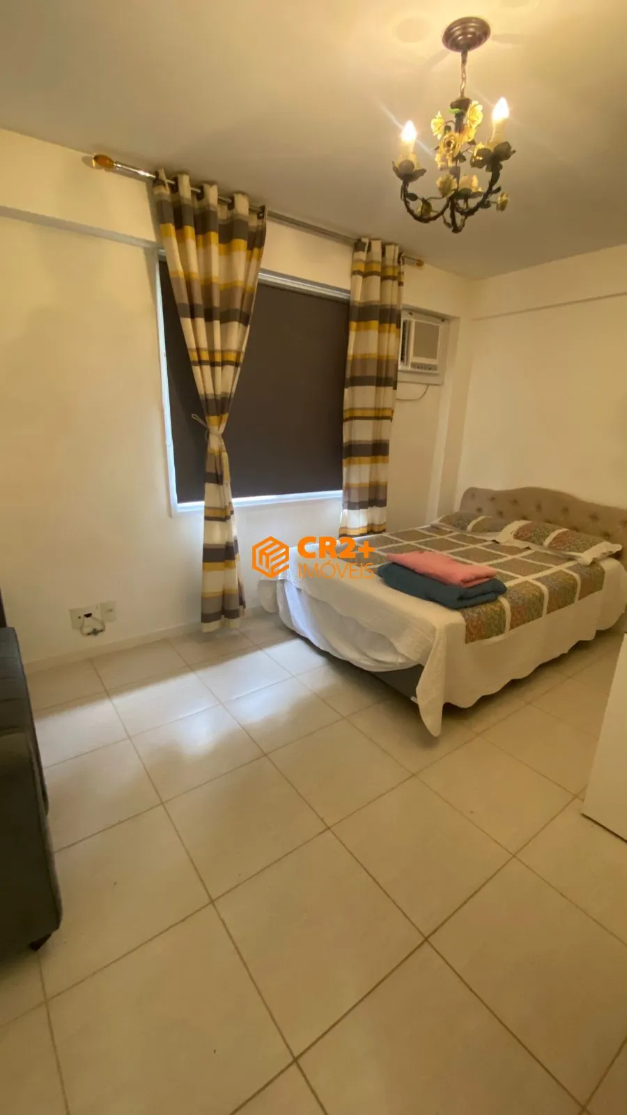 Imagem Vendo casa alto padrão 06 quartos, 02 suítes, 450m2, 02 vagas de garagem no Recr