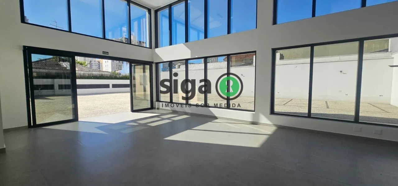 Foto do imóvel Loja Premium para Locação no Tatuapé: 242m², Pé-Direito Alto e 19 Vagas ? No Edifício Comercial Mais