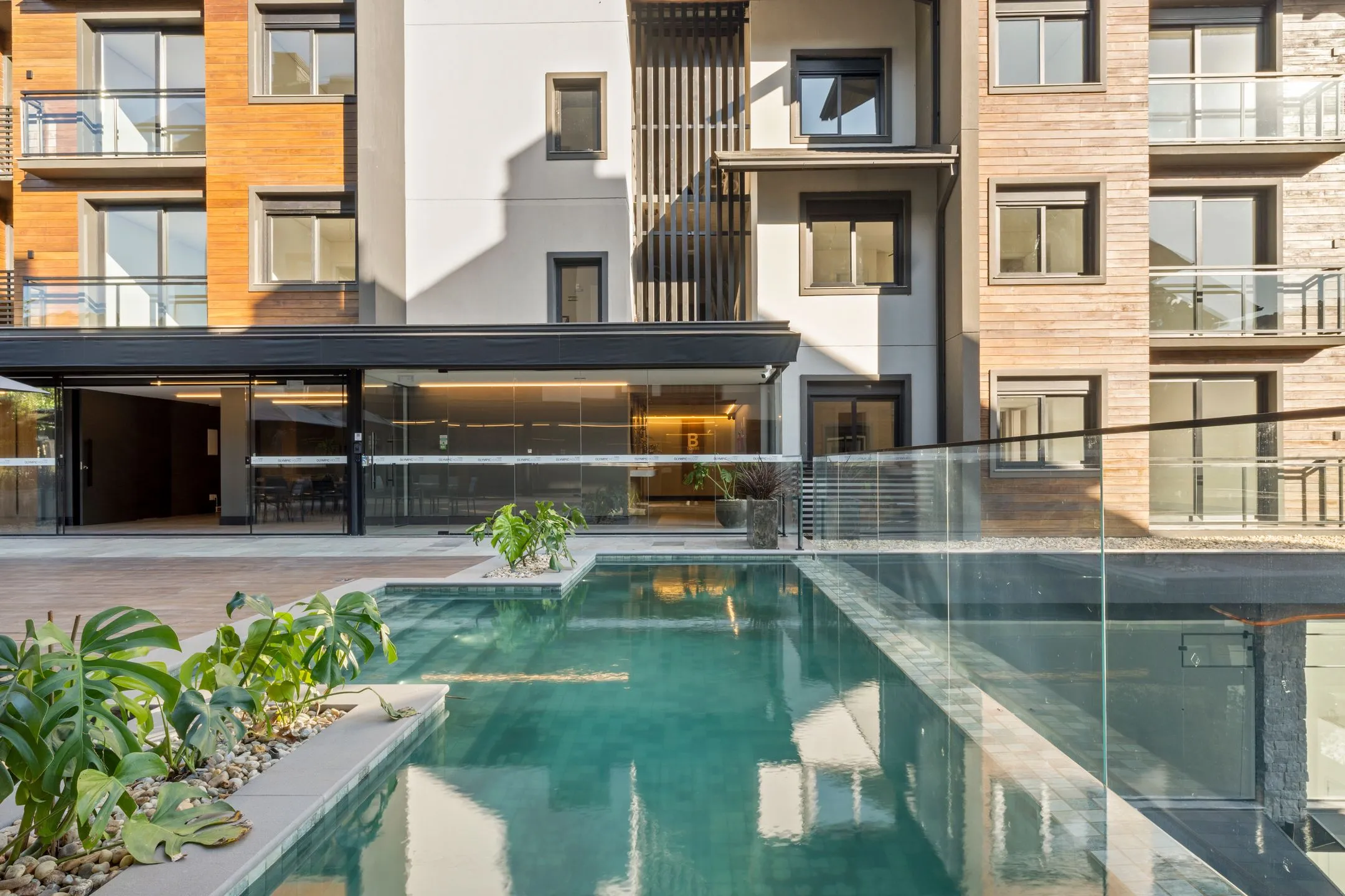 Imagem Apartamento à venda em Gramado, Vale das Montanhas, com 2 quartos, 62.21m2