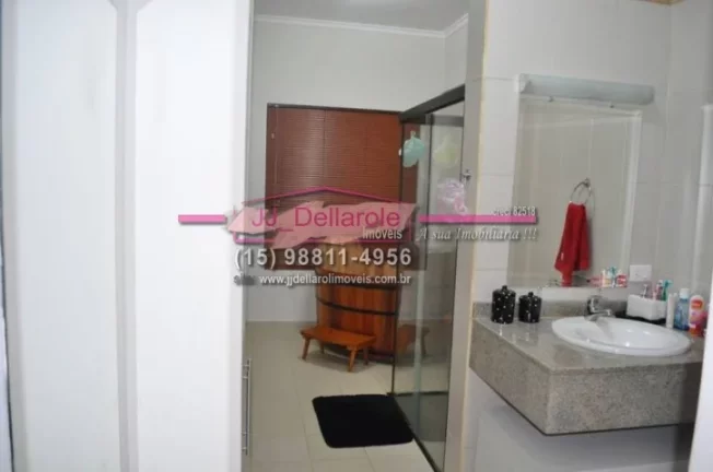 Imagem Belíssima casa em condomínio de alto Padrão