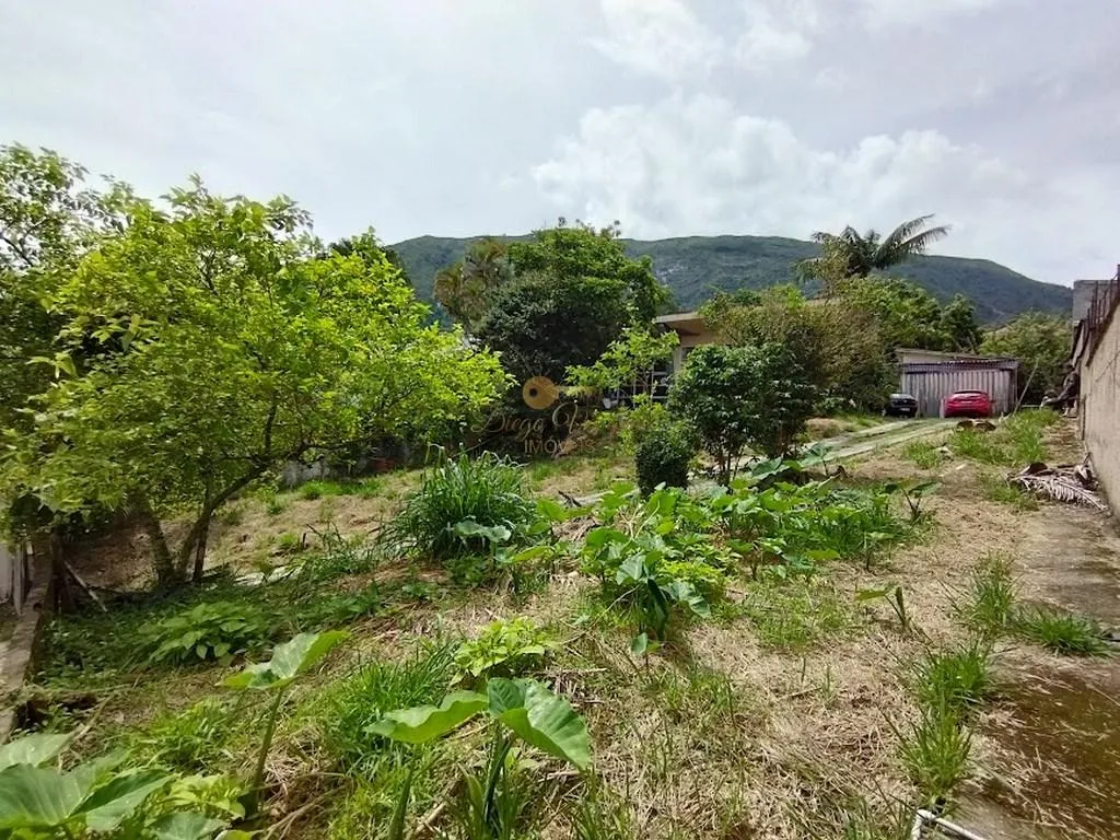 Imagem Casa para Venda em Teresópolis / RJ no bairro Araras