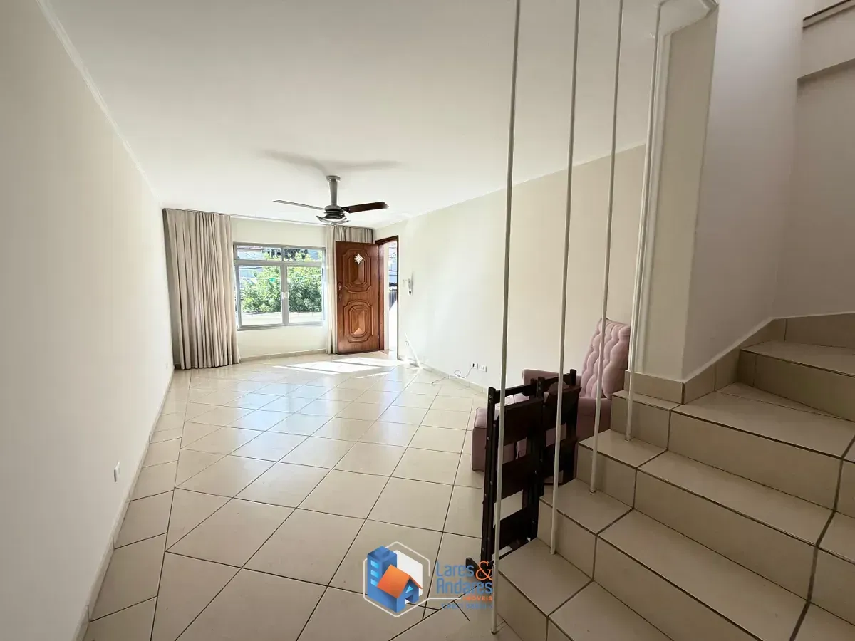 Foto do imóvel Casa para venda em Planalto Paulista com 3 quartos, 140m² em Avenida Piassanguaba
