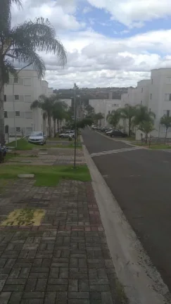 Imagem Apartamento Ótima Localização com 02 dormitórios, sala,, cozinha americana com armários, banhei...