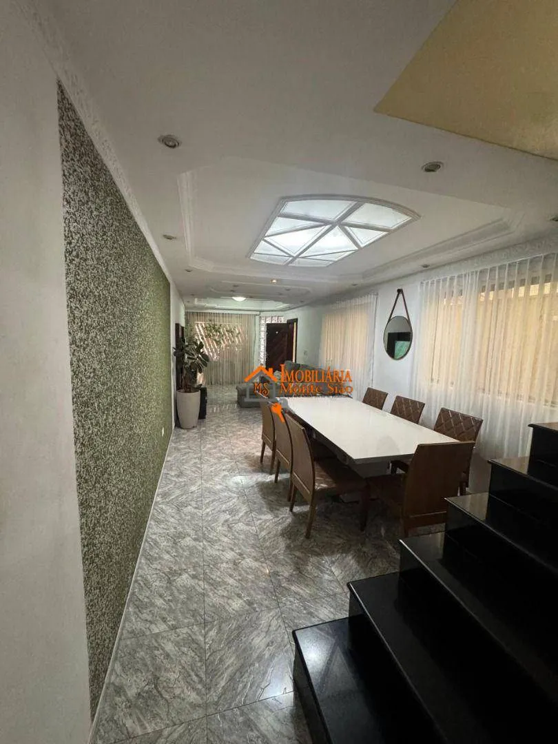 Imagem Sobrado com 4 dormitórios à venda, 255 m² por R$ 2.332.000 - Parque Renato Maia - Guarulhos/SP