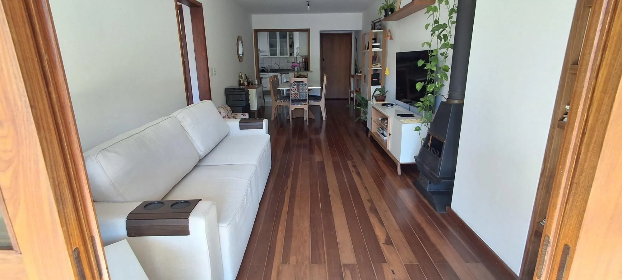 Imagem Apartamento com 03 quartos e 01 vaga escriturada no Bairro Tristeza