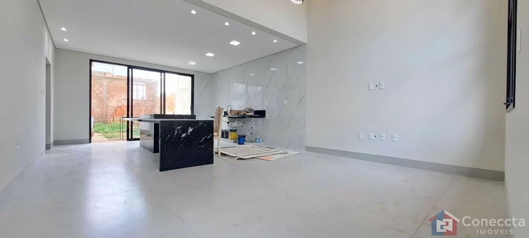 Foto do imóvel Casa com 3 dormitórios à venda, 231 m² por R$ 750.000,00 - Afonso Queiroz - Patos de Minas/MG