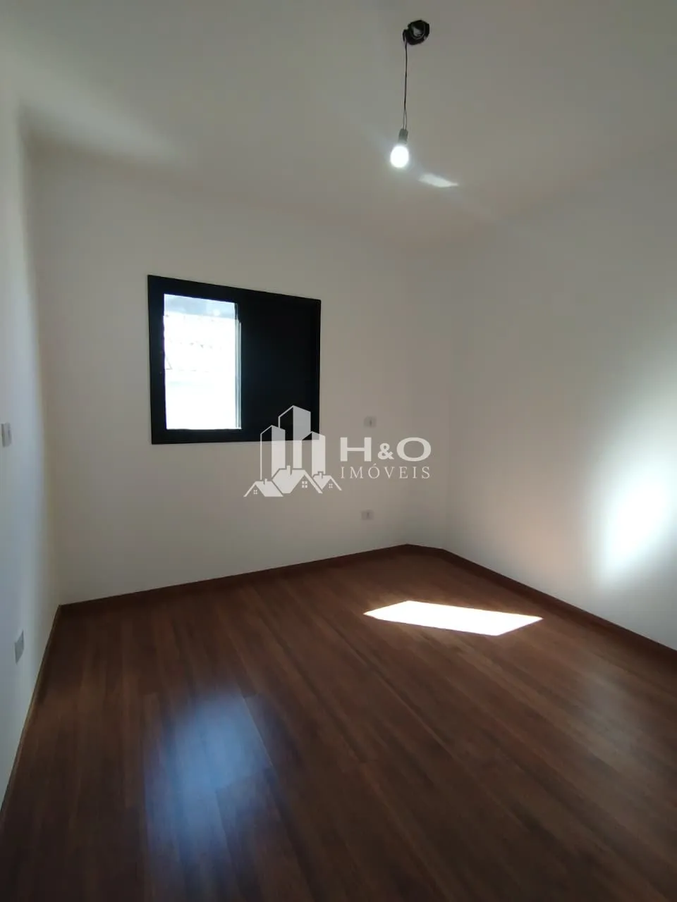 Imagem SOBRADO NOVO À VENDA - VILA GRANADA