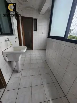 Imagem Apartamento com ótima localização na Ponta da Praia à venda!