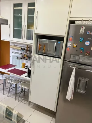 Imagem Aluguel de apartamento de 3 quartos na Vila Olímpia, São Paulo - 92m², suíte, 2 salas, 3 banheiros e 2 vagas de garagem!