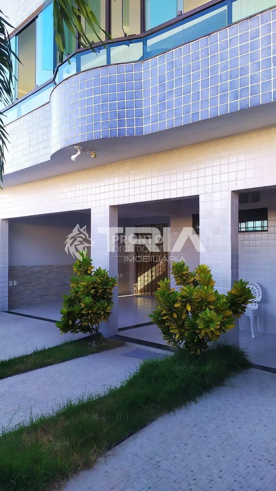Foto do imóvel Casa de 6 quartos, 239m² no bairro Ouro Preto, em Olinda em Ouro Preto, Olinda - PE