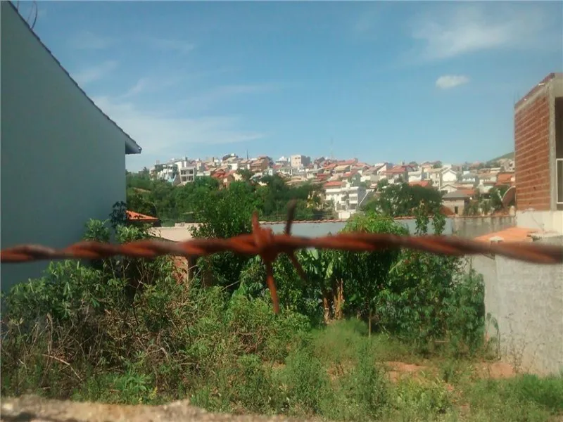 Imagem Terreno à venda em Valinhos-SP, Jardim Pinheiros, 308m² de área