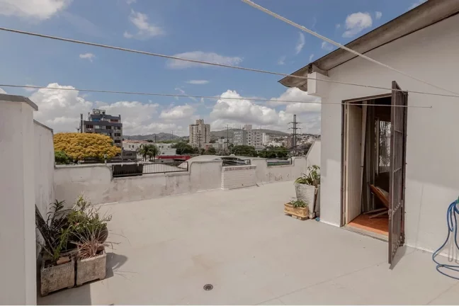 Imagem Cobertura Duplex para venda no bairro Jardim Botânico em Porto Alegre
