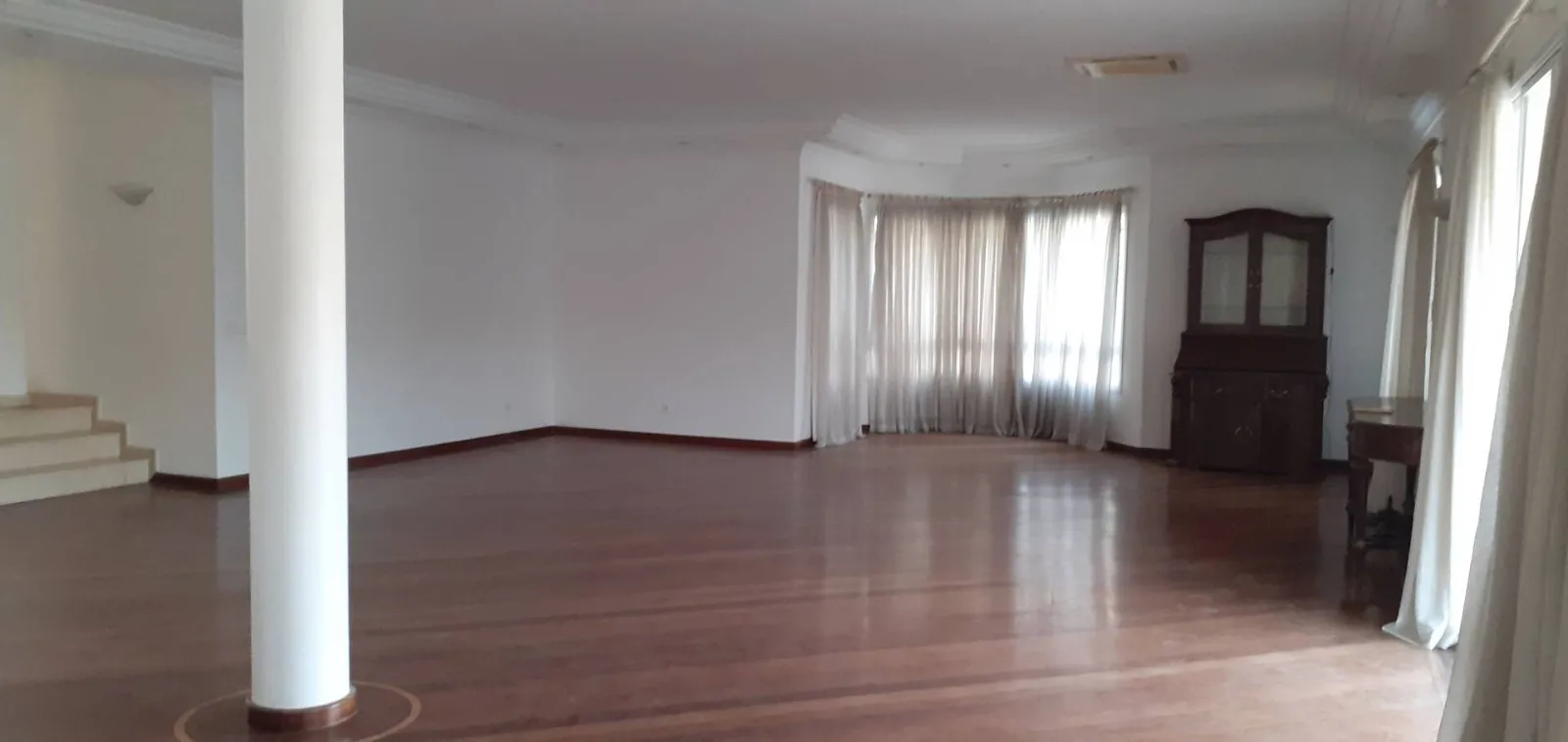 Imagem Casa Sobrado 843m² Localizada no Alphaville Residencial 2 - Barueri/SP!