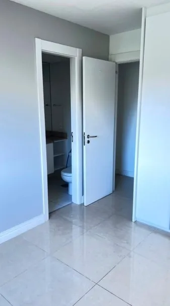 Imagem Incrível apartamento à venda no renomado empreendimento On The Park, localizado na Barra da Tijuca...