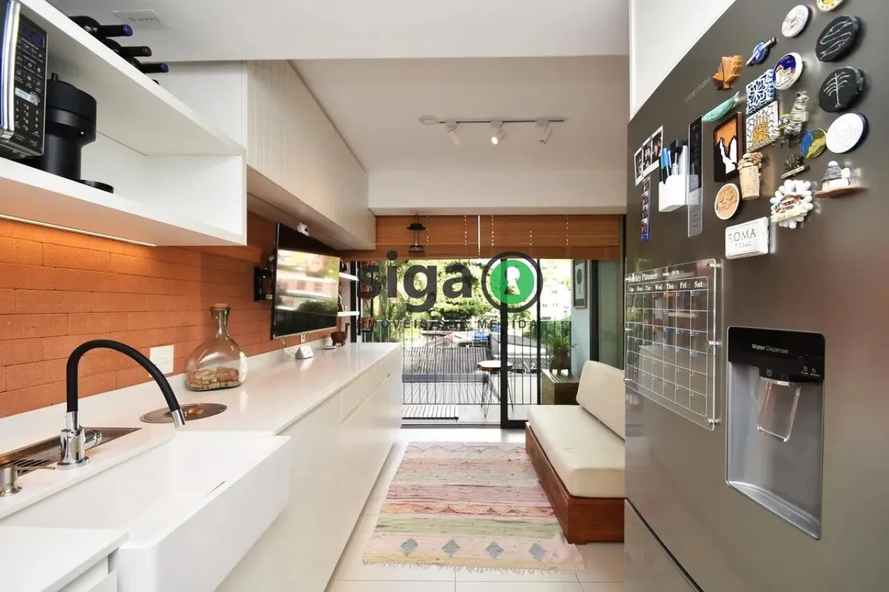 Imagem Studio para VENDA, MOBILIADO, com 33m, 1 suite, na Vila Madalena