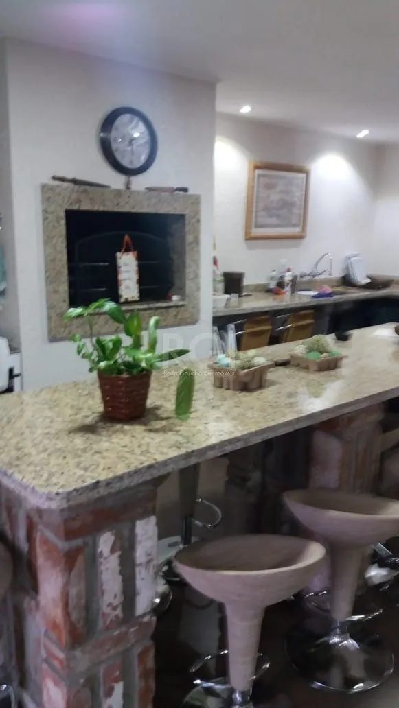 Imagem Casa para Venda - 300m², 5 dormitórios, sendo 1 suites, Bela Vista