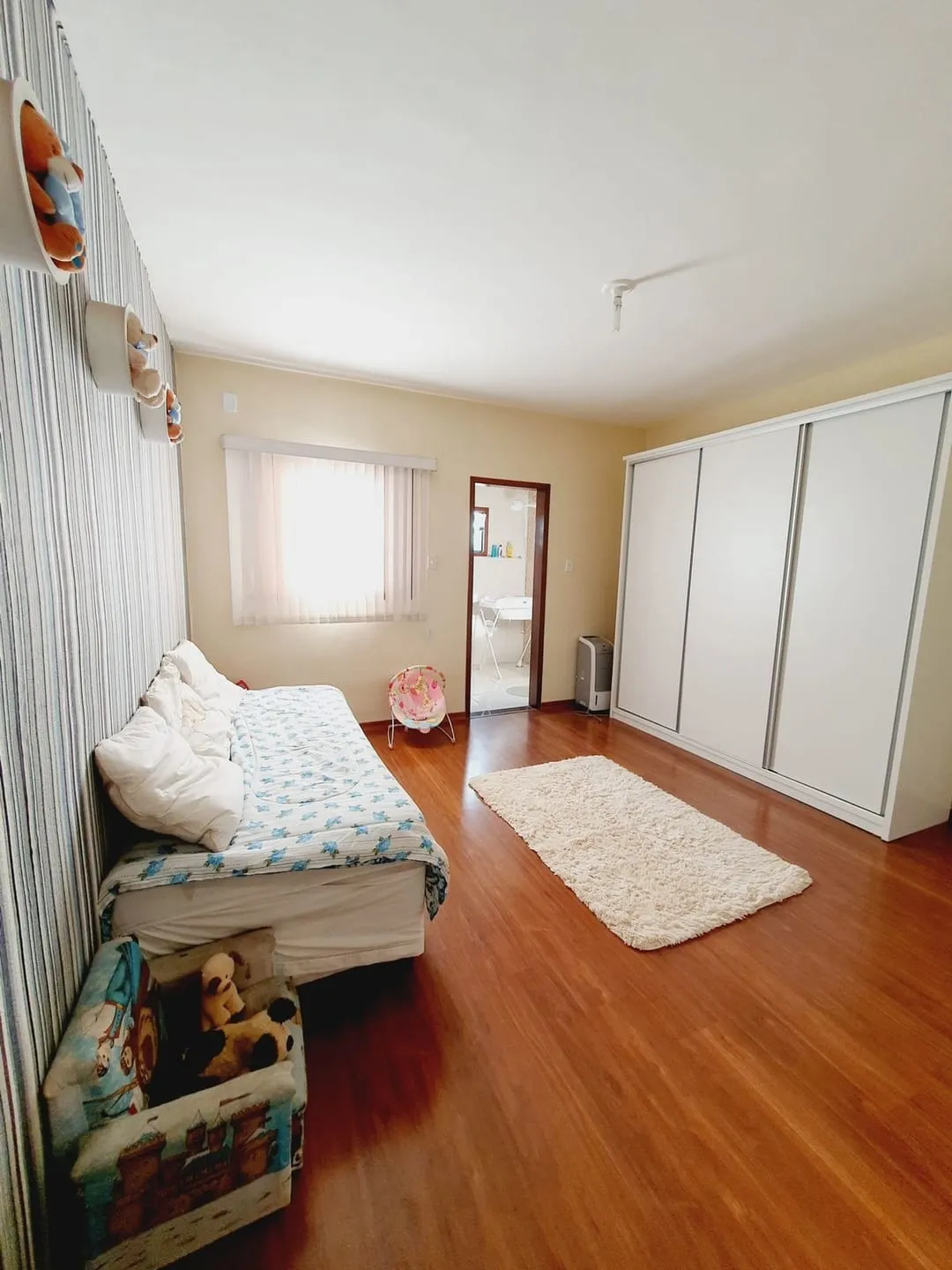 Imagem Casa à venda 3 Quartos, 3 Suites, 3 Vagas, 170M², Jardim Continental II, Taubaté - SP