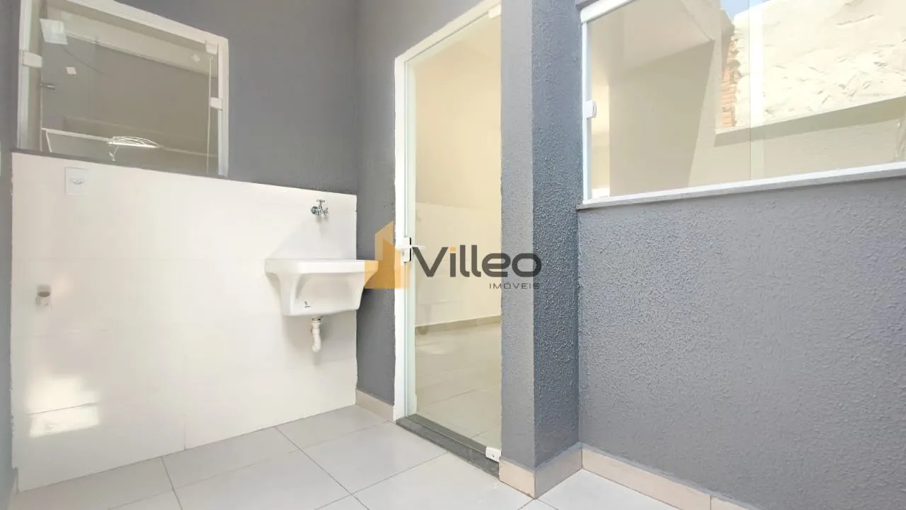 Imagem Seja para morar ou investir, esta charmosa kitnet de 30 m² oferece o equilíbrio ideal entre confor...