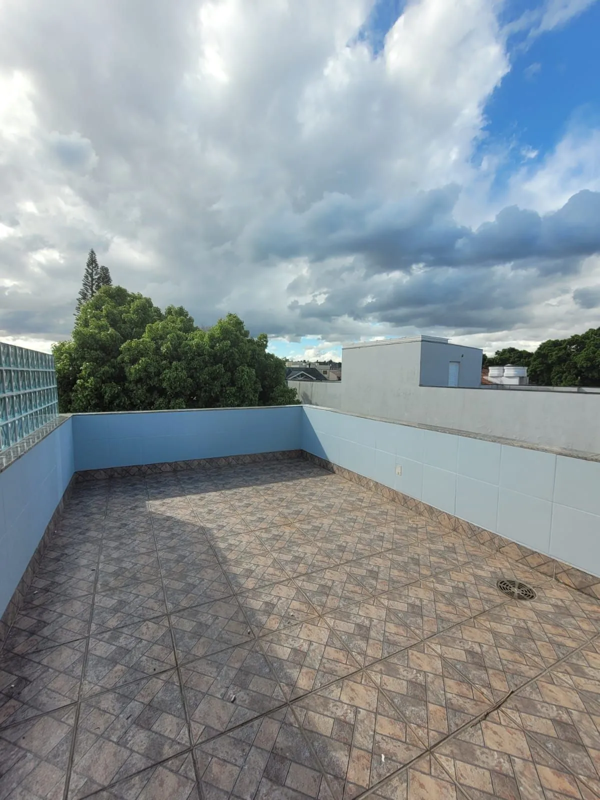 Imagem Casa no bairro Ipanema com 291 m² de área privativa e 8 garagens