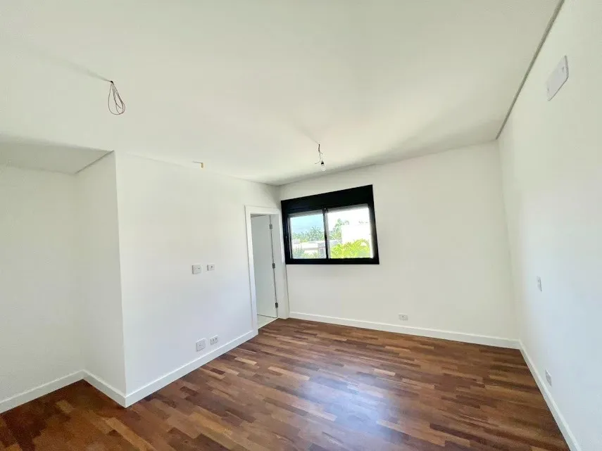 Imagem Sobrado de 560m² Localizado no Alphaville Res. Dois - Barueri - SP!