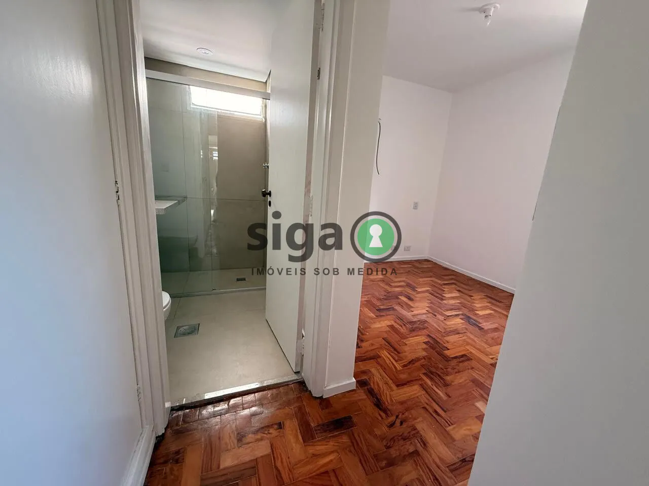 Imagem Apartamento Reformado com 3 Dormitórios e Suíte na Vila Olímpia.