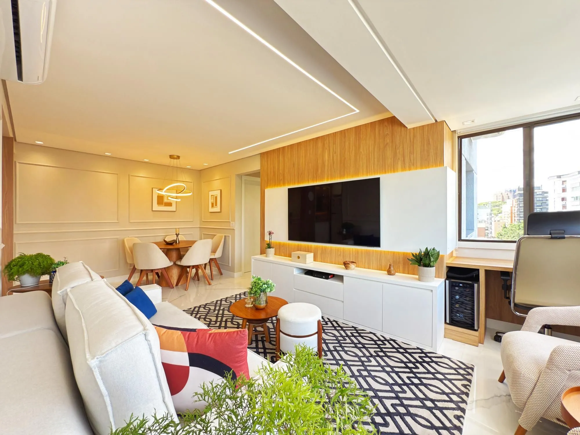 Imagem Belíssimo apartamento mobiliado e decorado 2 dorm 2 vagas c/piscina