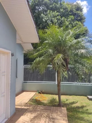Imagem Casa para Venda em Concórdia, Parque Exposições, 3 dormitórios, 1 suíte, 1 banheiro, 3 vagas