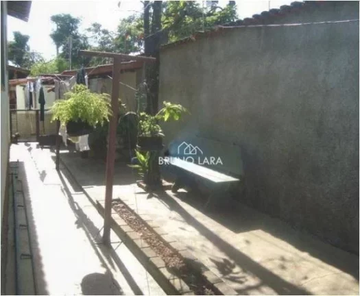 Imagem Casa à venda em Igarapé.