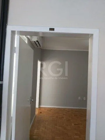 Imagem Apartamento para Venda - 73.25m², 2 dormitórios, 2 vagas - São Sebastião